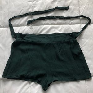 Green adjustable shorts